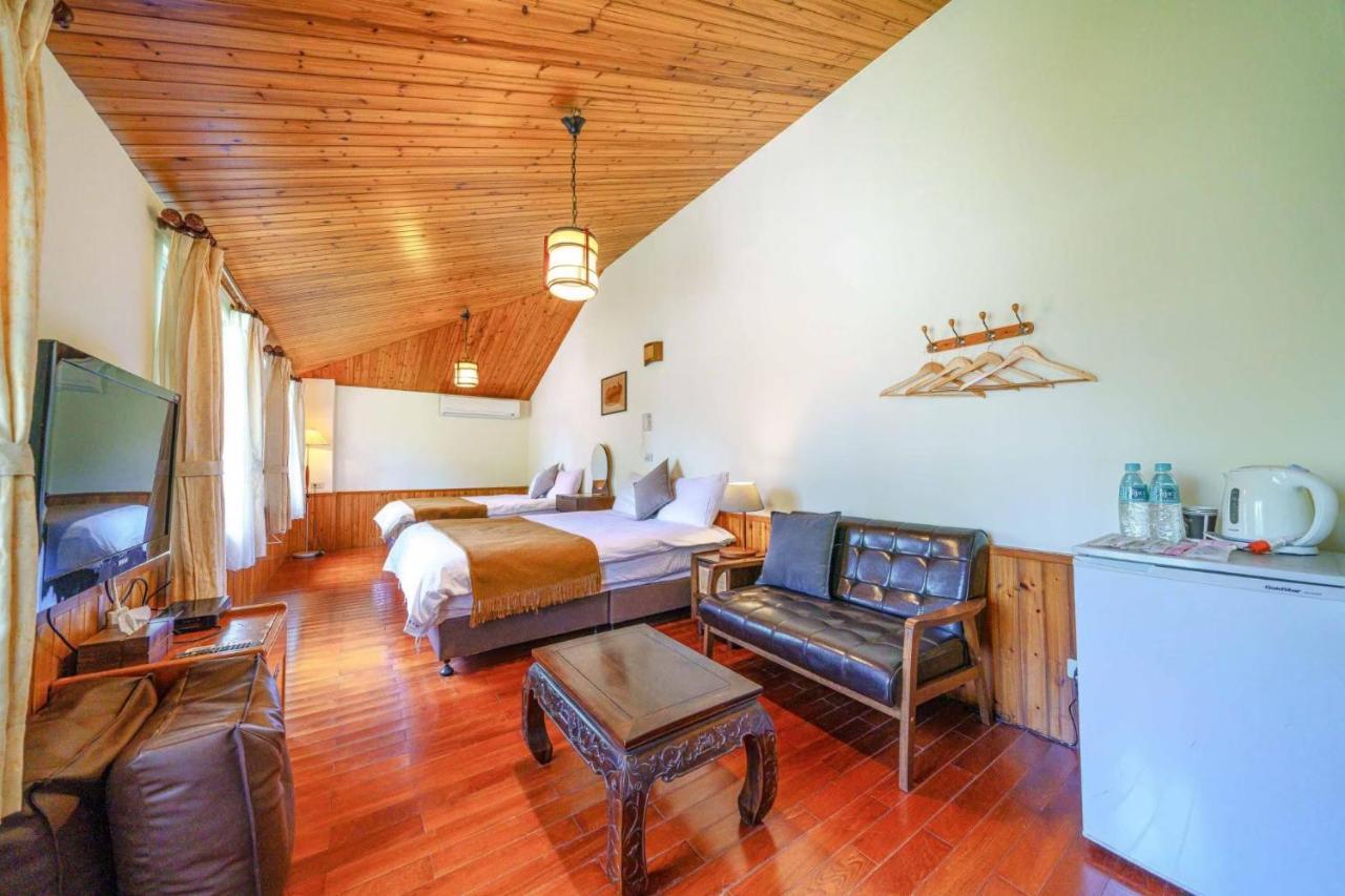 Fangshuh B&B Fenglin Bagian luar foto