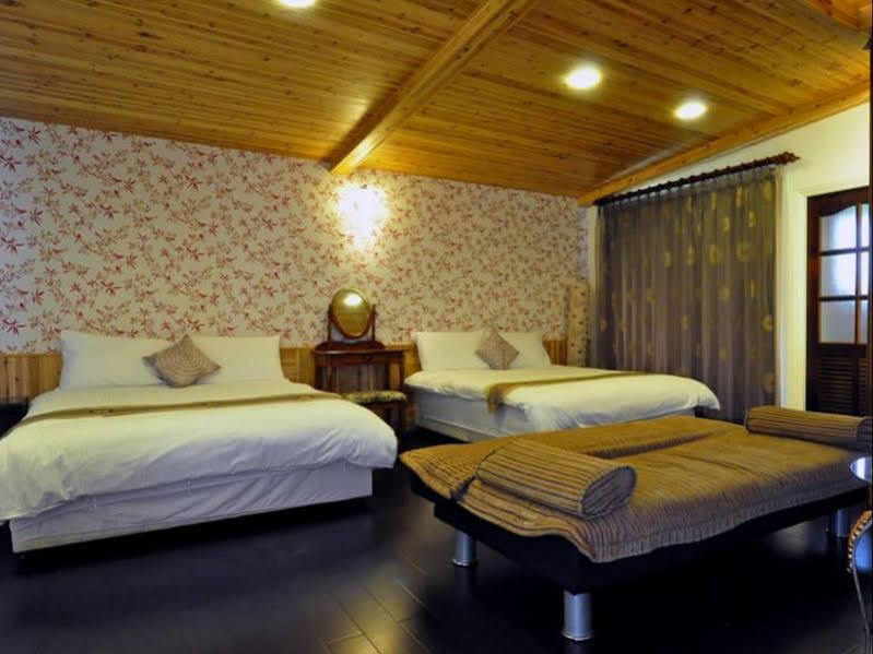 Fangshuh B&B Fenglin Bagian luar foto